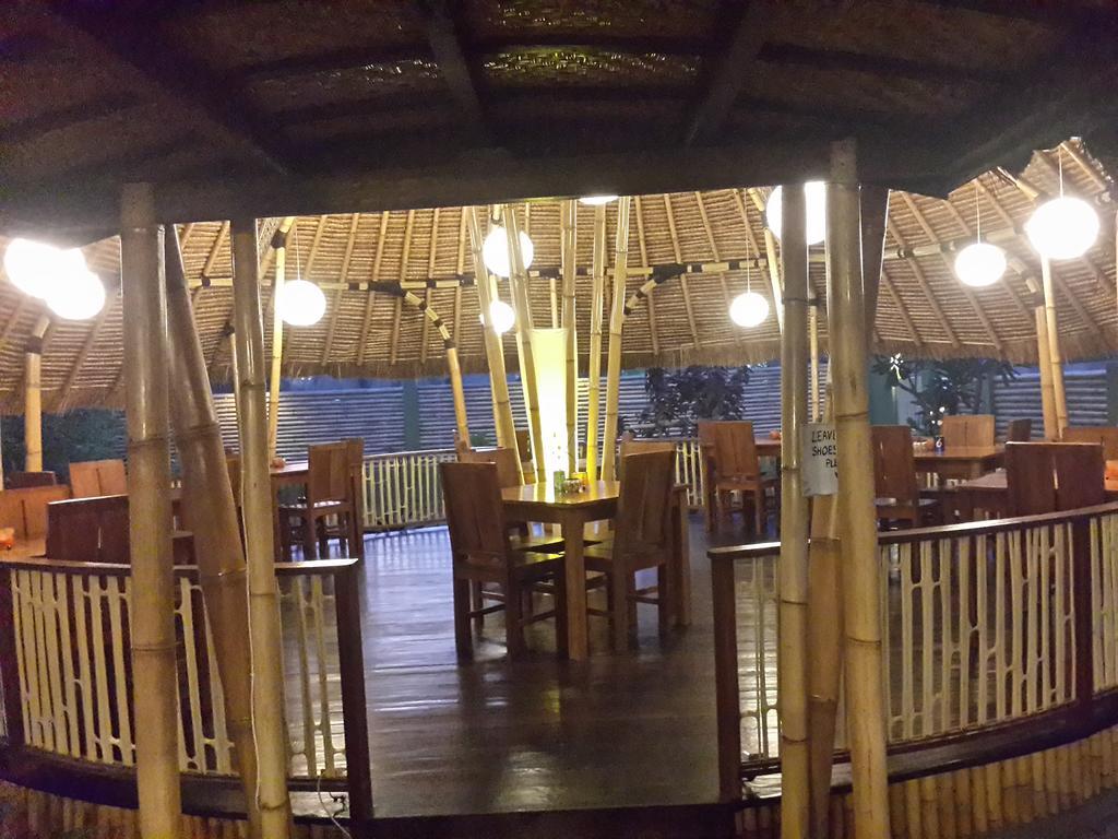Отель Oasi Bungalows Гили-Эйр Экстерьер фото