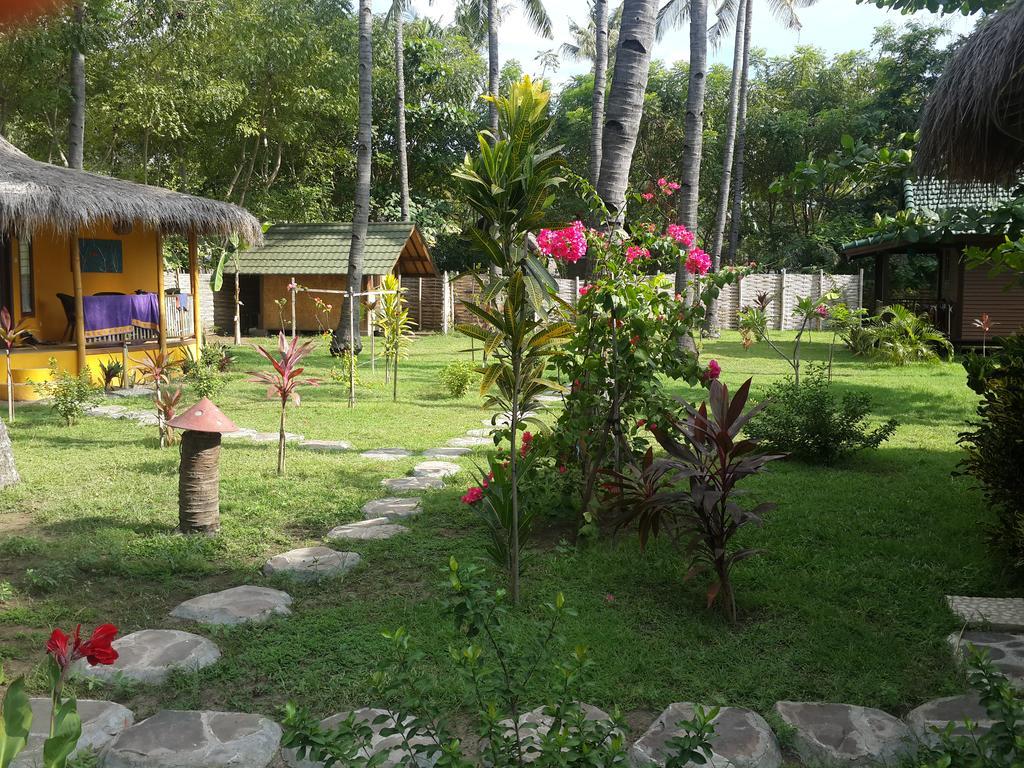 Отель Oasi Bungalows Гили-Эйр Экстерьер фото