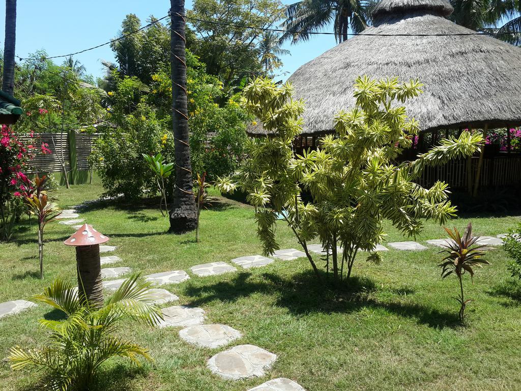 Отель Oasi Bungalows Гили-Эйр Экстерьер фото