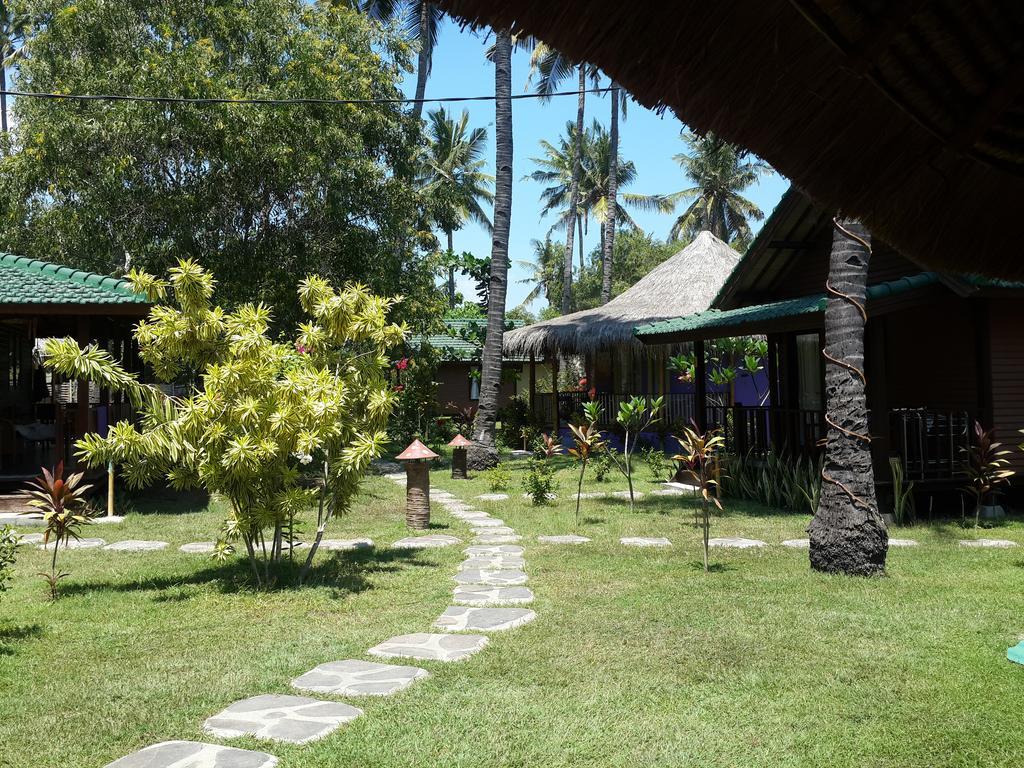 Отель Oasi Bungalows Гили-Эйр Экстерьер фото
