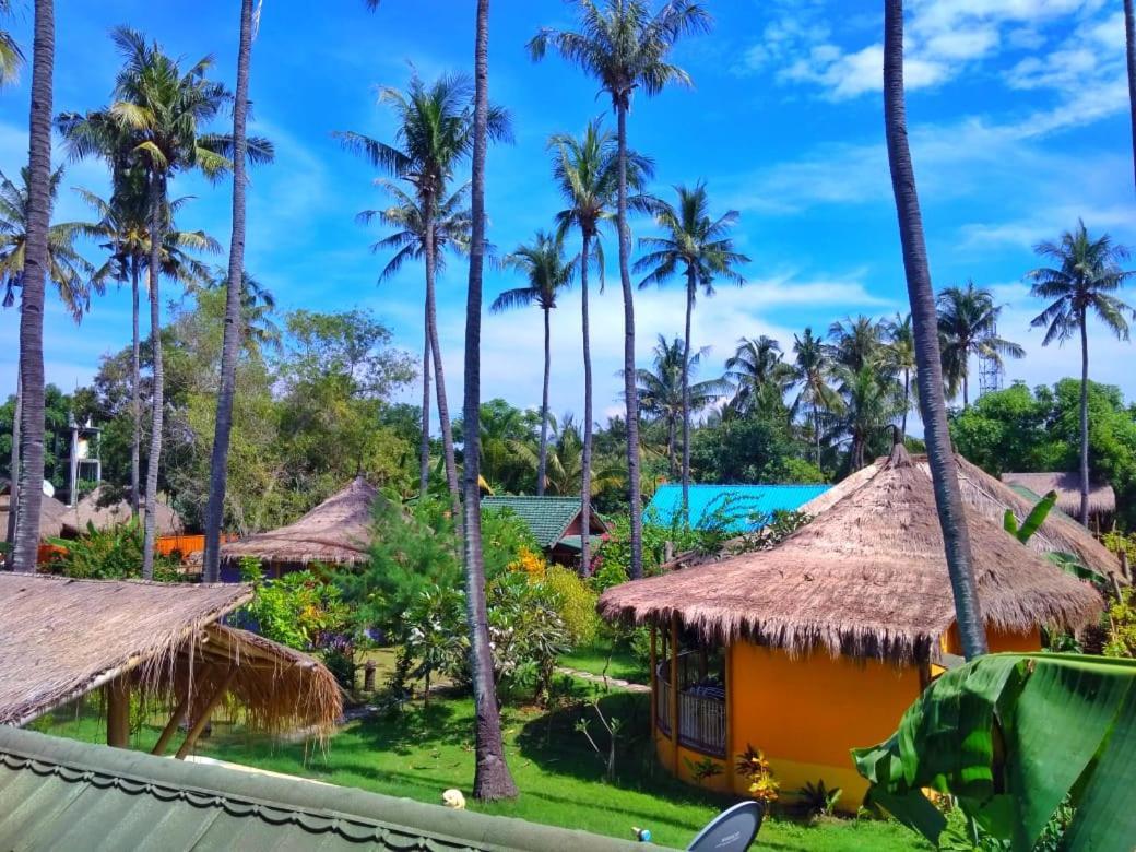 Отель Oasi Bungalows Гили-Эйр Экстерьер фото