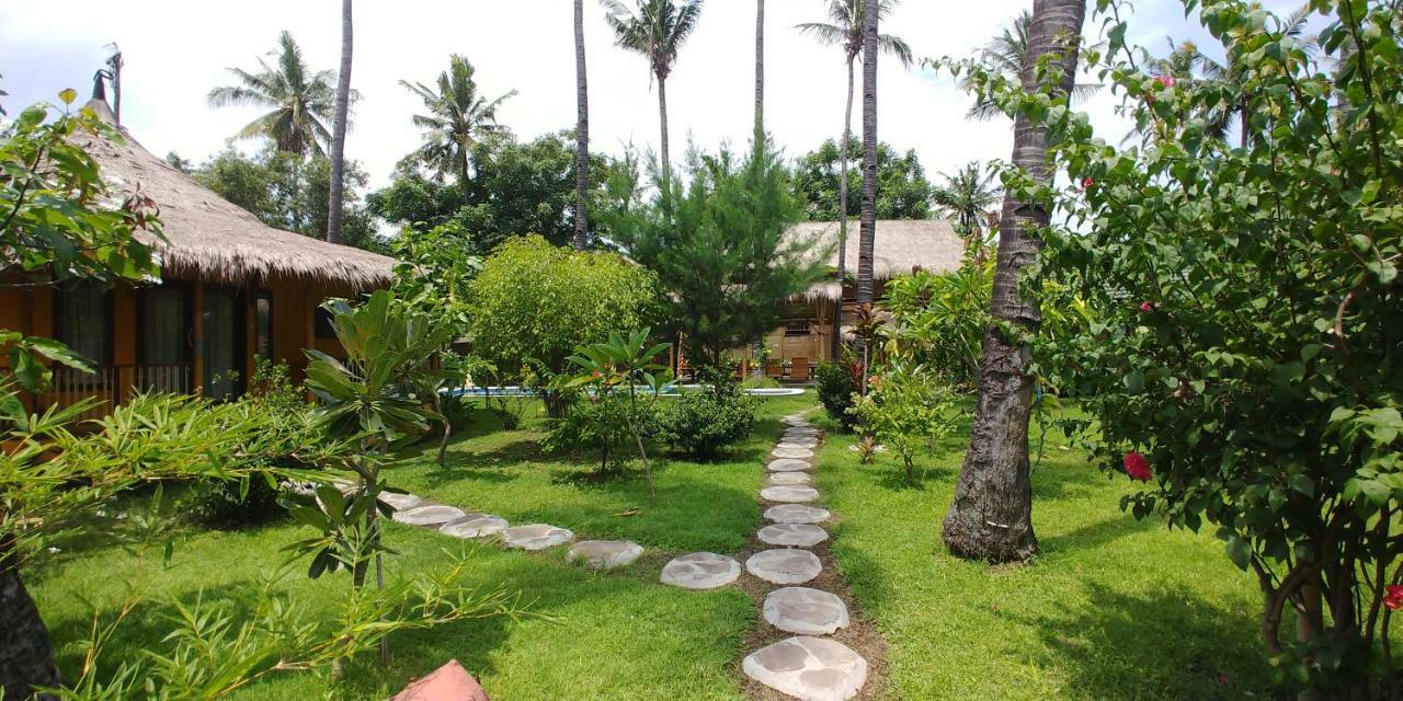 Отель Oasi Bungalows Гили-Эйр Экстерьер фото