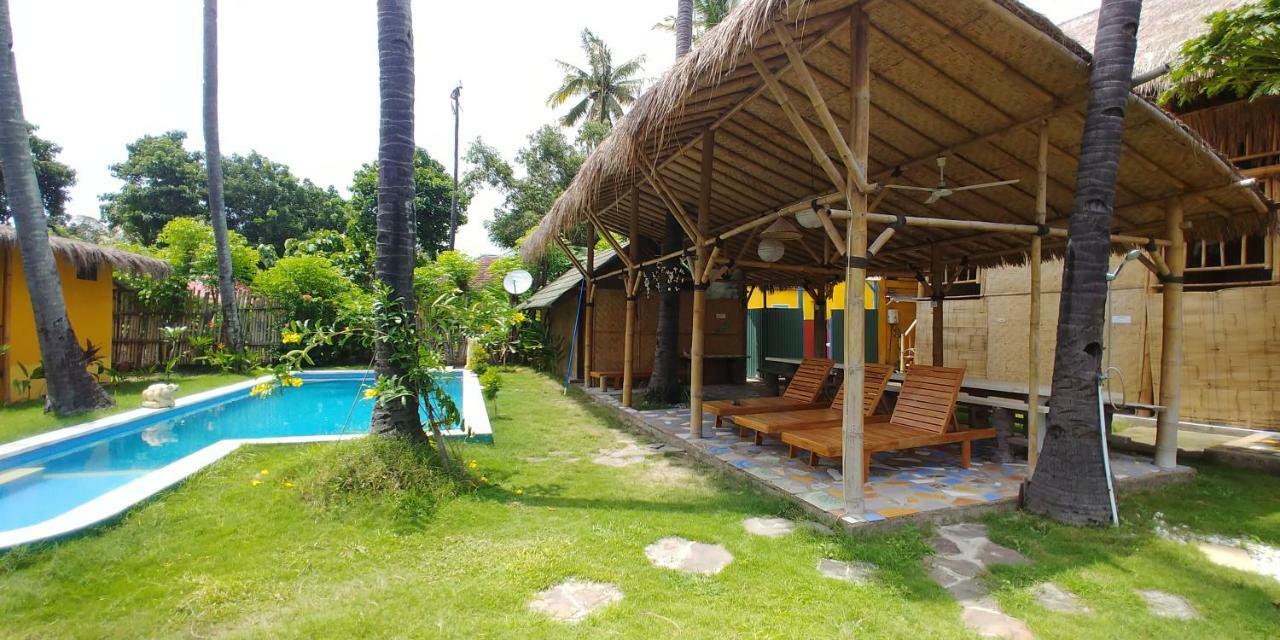 Отель Oasi Bungalows Гили-Эйр Экстерьер фото