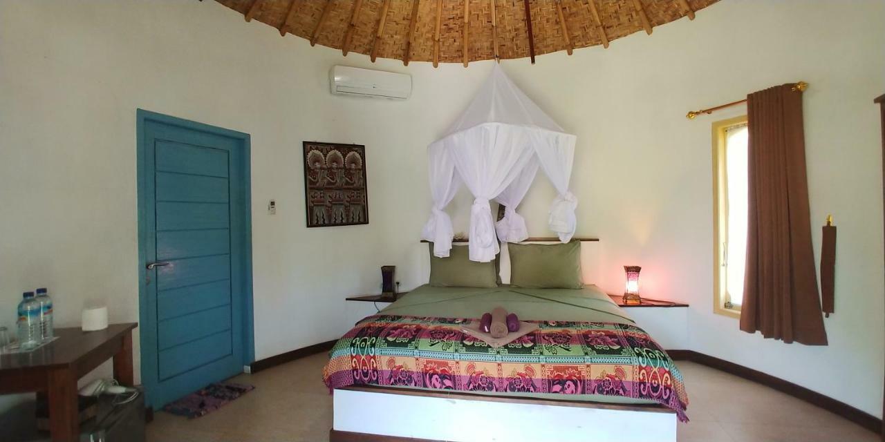 Отель Oasi Bungalows Гили-Эйр Экстерьер фото
