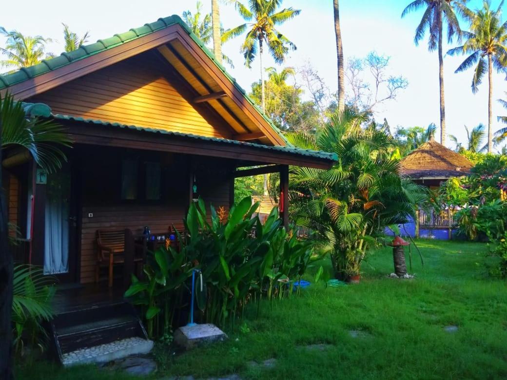 Отель Oasi Bungalows Гили-Эйр Экстерьер фото